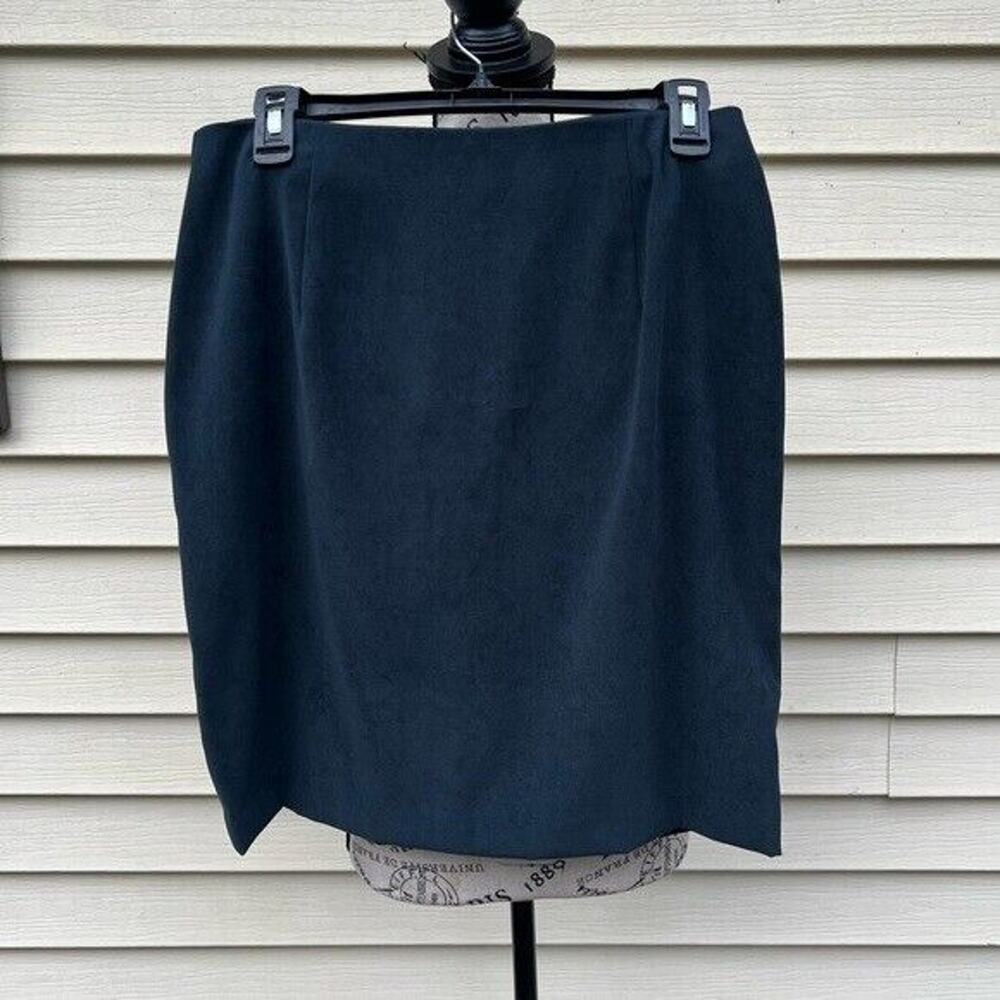 Vintage Dawn Joy Dark green velvet high waisted mini pencil skirt with zipper